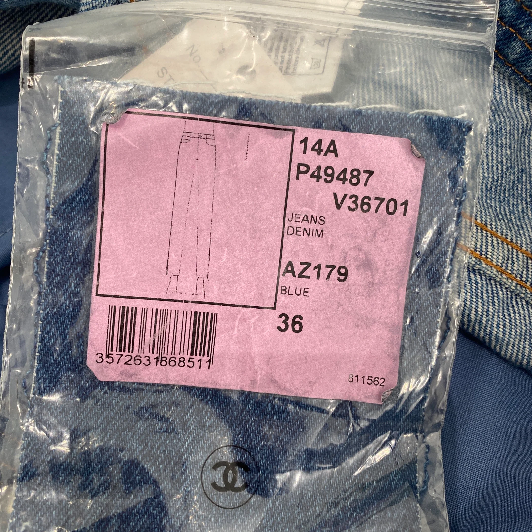 CHANEL navy slim-fit jeans - Image 8