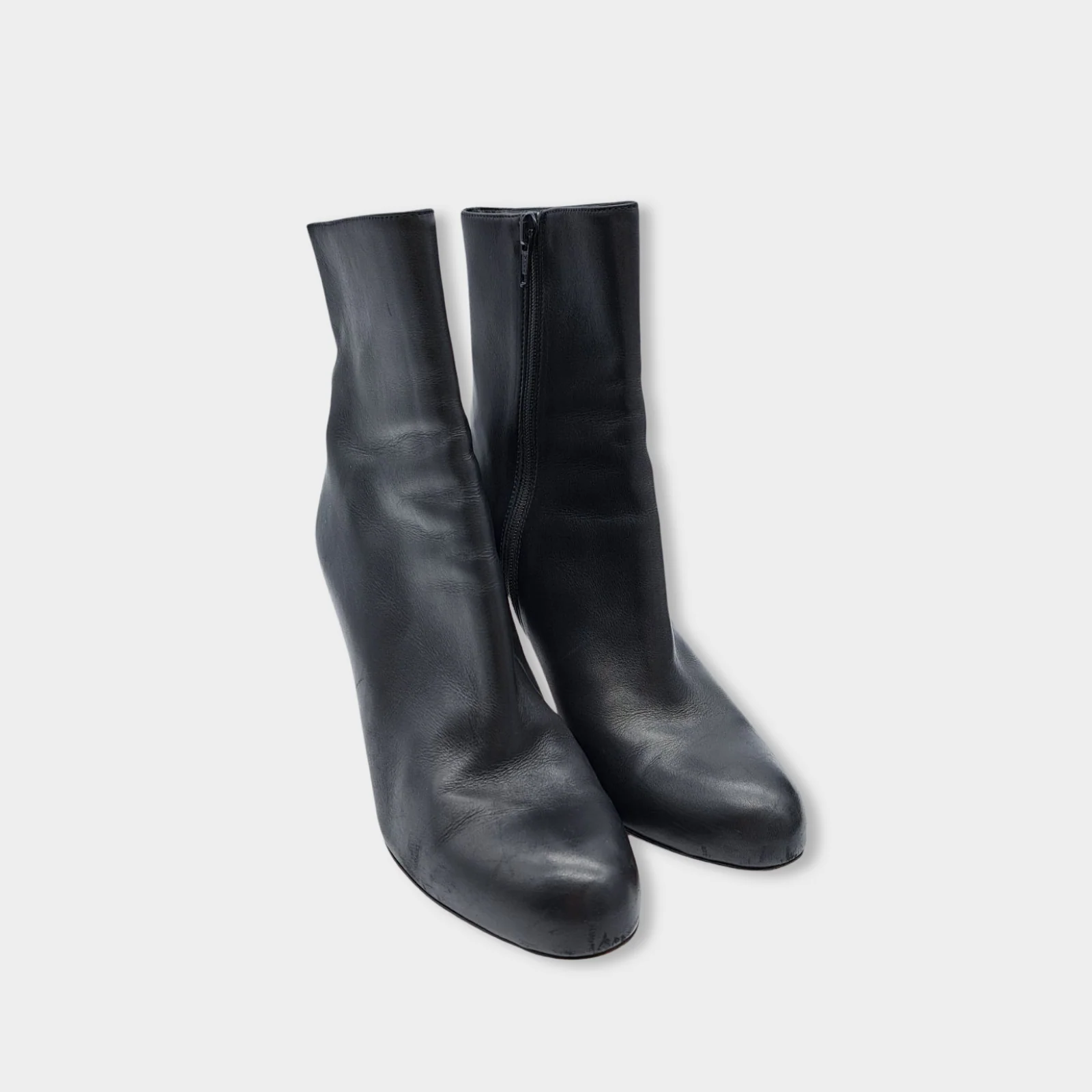 CHRISTIAN LOUBOUTIN black leather boots - Image 4