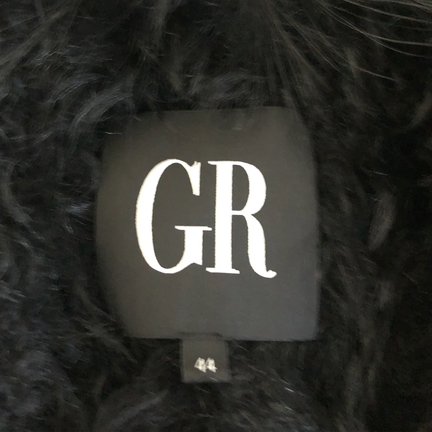 Georges Rech black fur gilet - Image 5