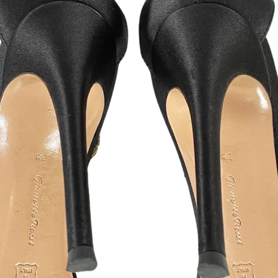 GIANVITO ROSSI black satin heels with metal fringes - Image 6