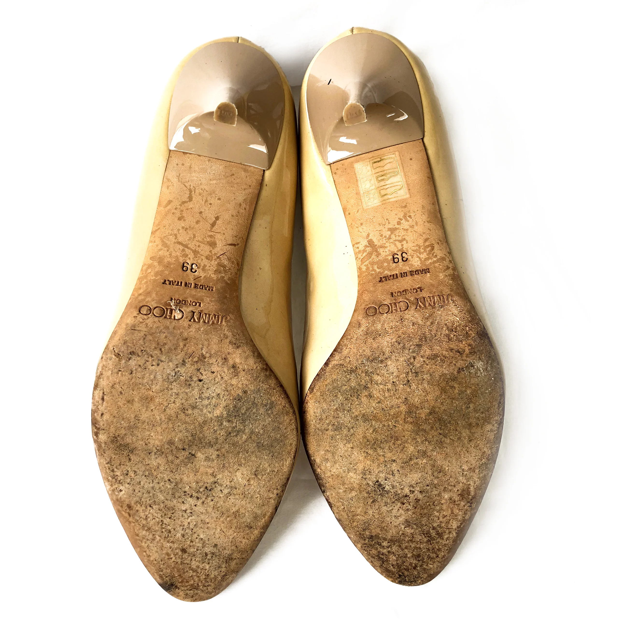 JIMMY CHOO beige patent leather heels - Image 5
