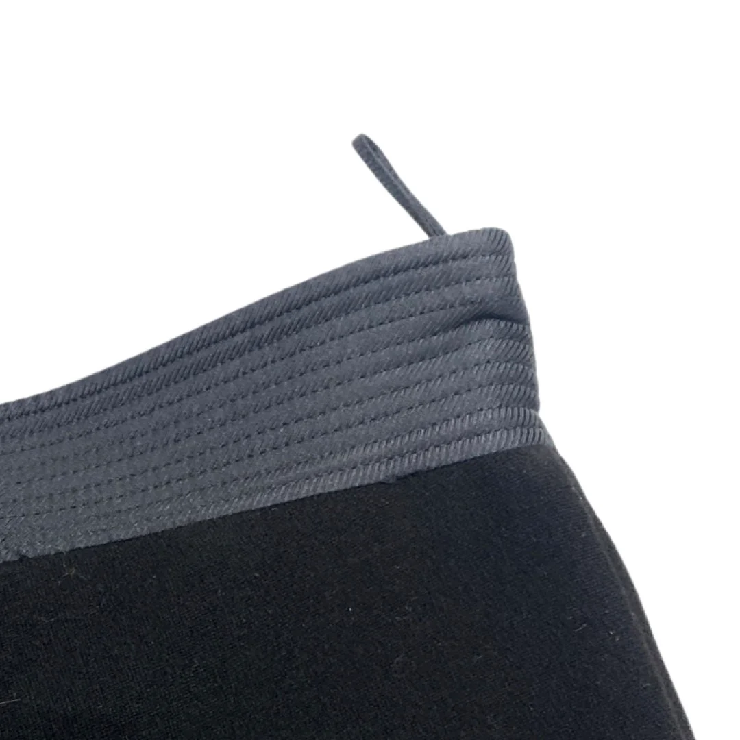 LOUIS VUITTON black woolen skirt with stylized pockets - Image 4
