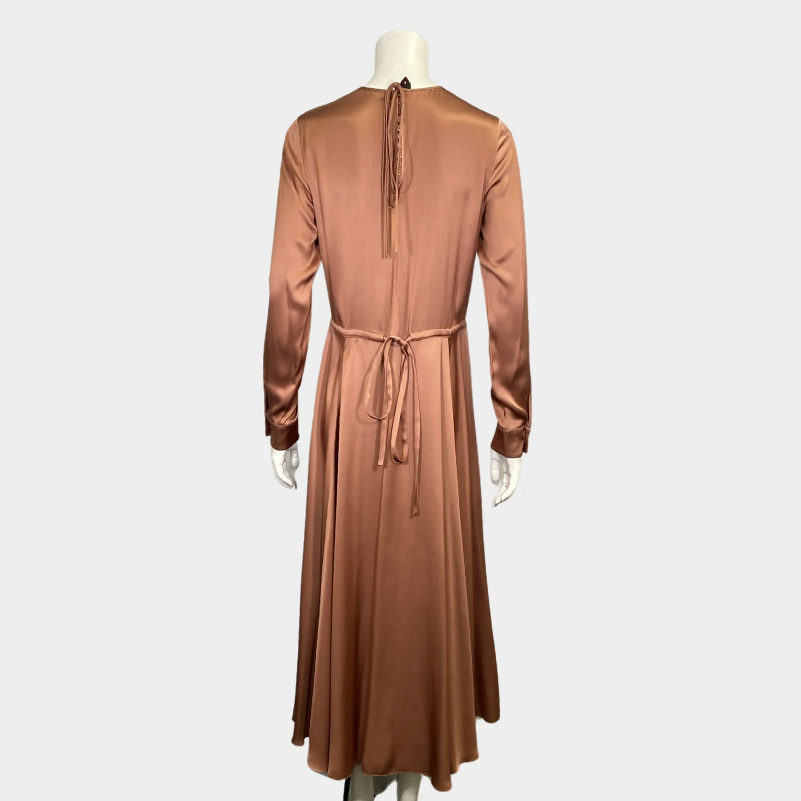 Rochas pearl brown silk mid length dress with buttons on the back - Image 3