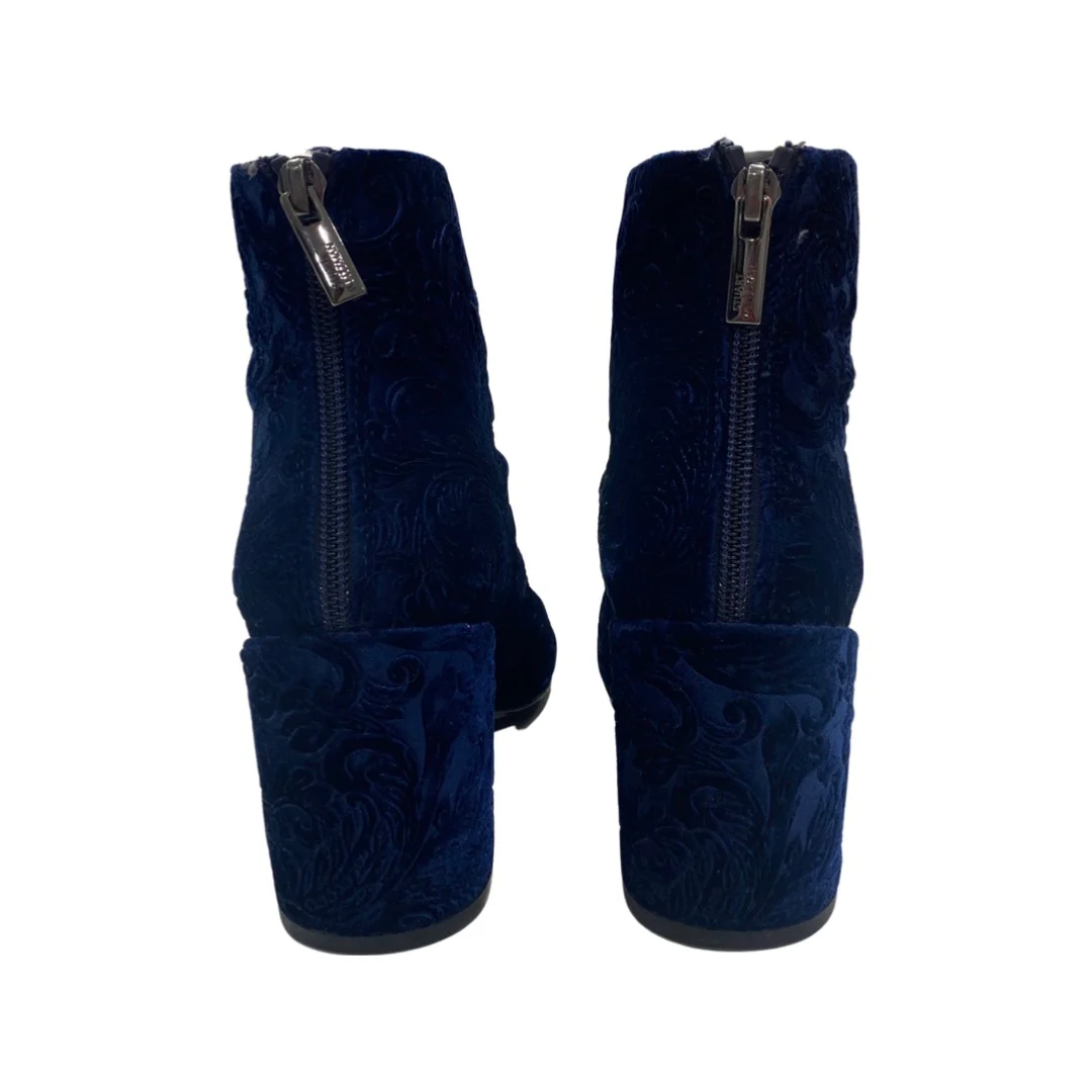 STUART WEITZMAN navy paisley velvet boots - Image 4